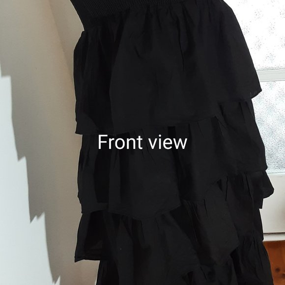 🏆HOST PICK Boho Ruffled Strapless Dress - beautifully fitted shirred bust - Picture 3 of 7